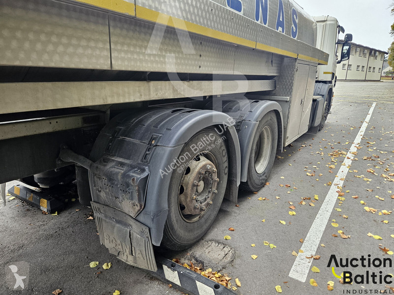 Kamion Scania 400
