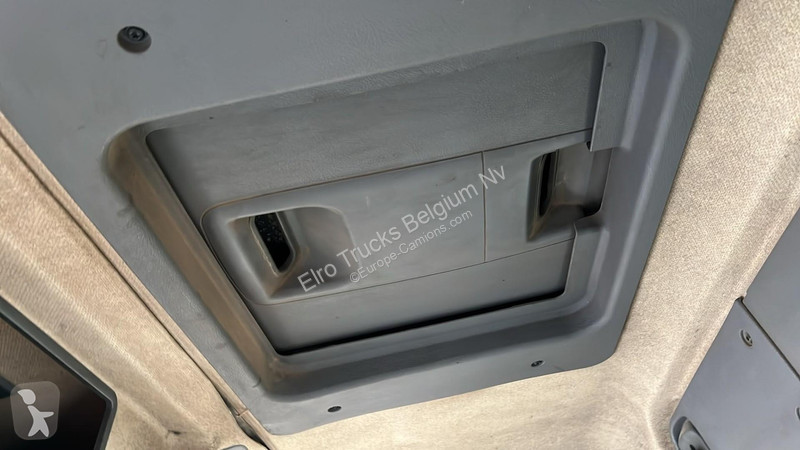 Renault KERAX 370 DCI (6X4 / LAMES / AND PONT /...