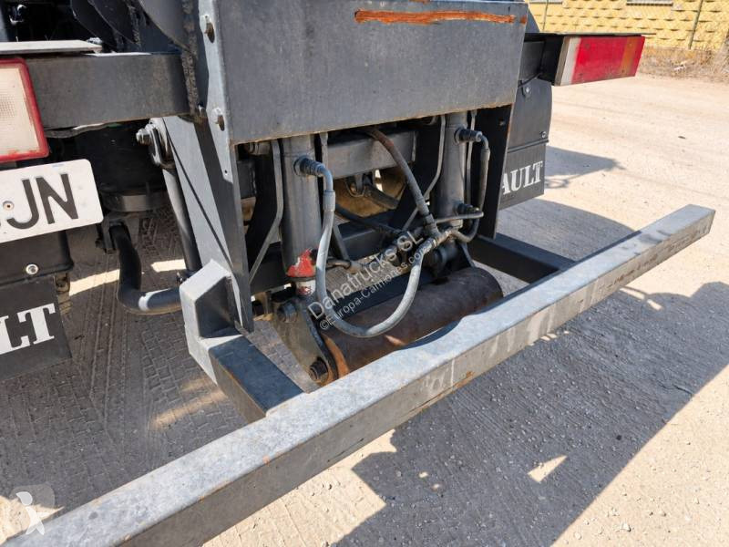 Iveco 260 E 35 truck
