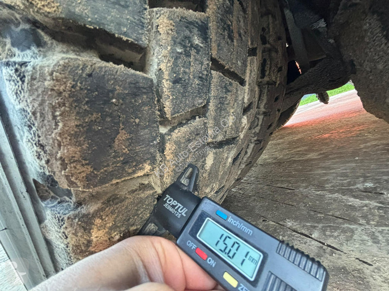 Lastbil Volvo 540 6x4 RETARDER / BOX L=4937 mm