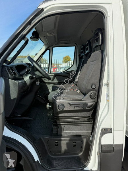 Kamion Iveco 72C18 Kontener HI-MATIC 15 Euro Palet