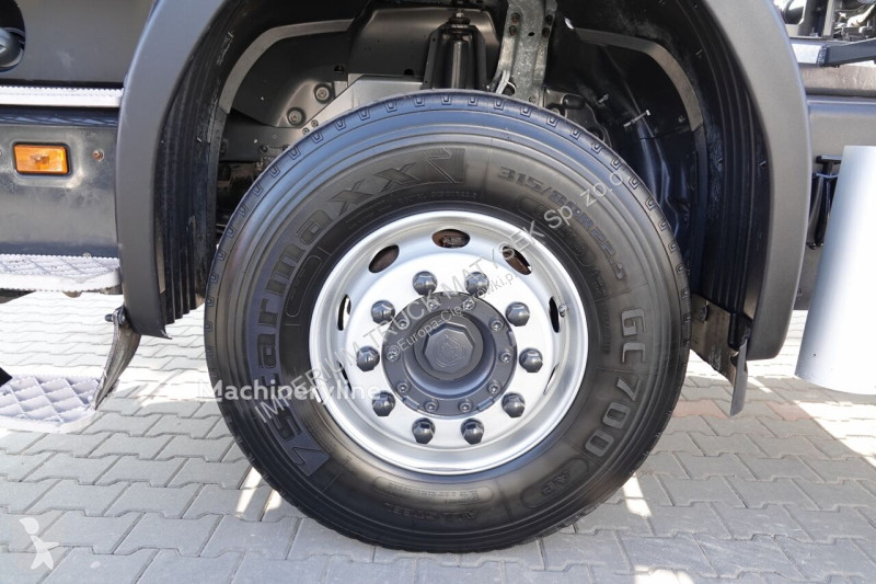 Kamion Scania P 410 / 6x4 / BETONOMIESZARKA /...