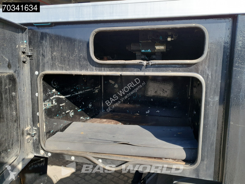 Kamion Scania 6X4 Liebherr LTF 1035-3.1...
