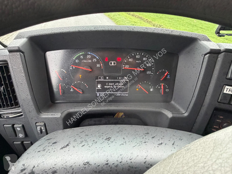 Teherautó Volvo 250.18
