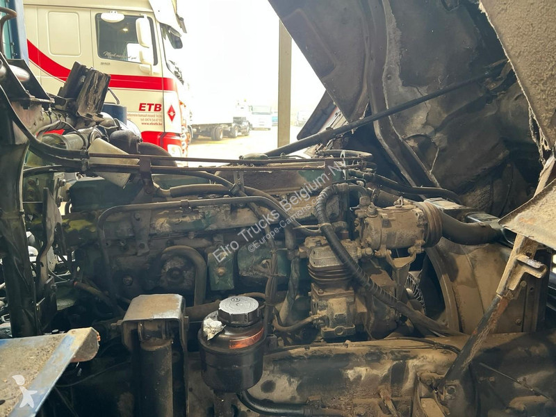 Teherautó Volvo 6 - 16 (MANUAL PUMP / STEEL...