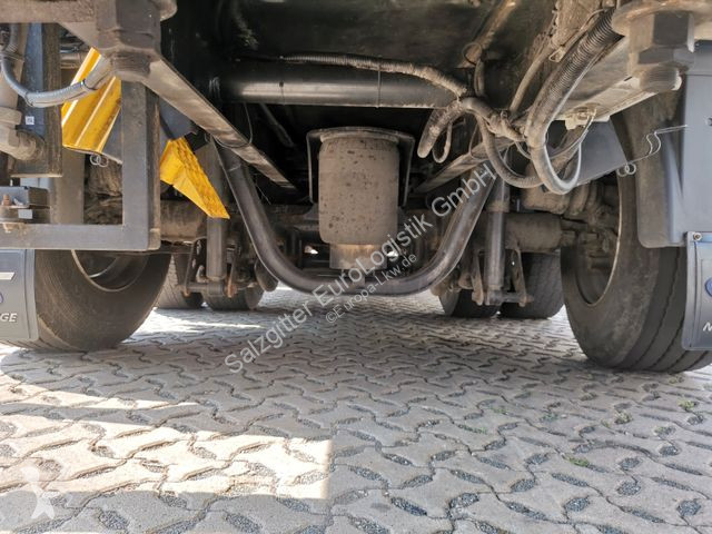 Camion MAN TGX 6X2-4 BL /Fassi /Lenkachse...