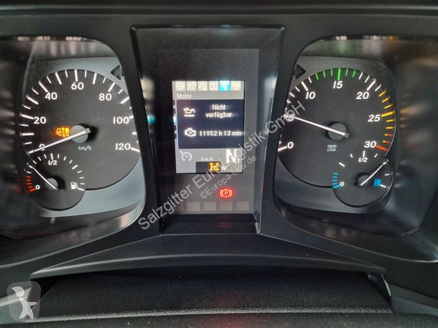 Kamion Mercedes 1832 / MKG Kran