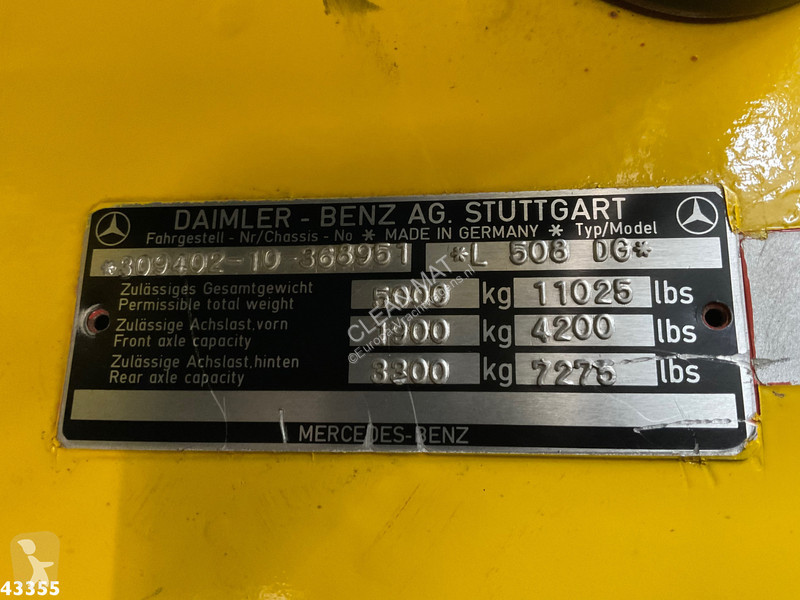Camión Mercedes LC Bergingswagen Just 135.534 km!