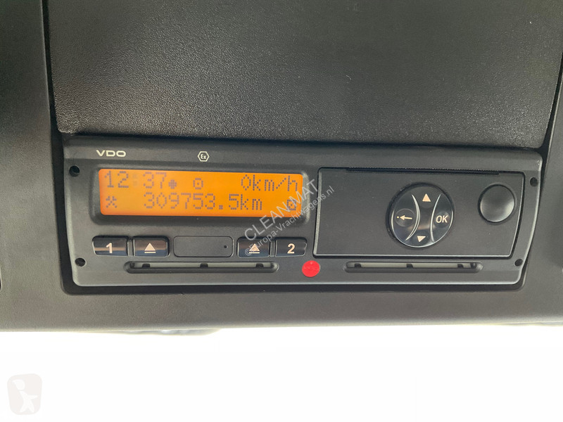 Camion Mercedes 3251 8x4 Euro 6 Hiab 28...