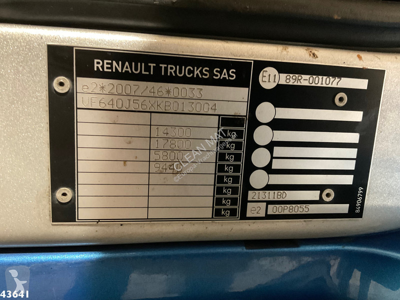 Kamion Renault D 240 Euro 6 HMF 10 Tonmeter...
