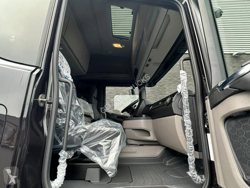 Vrachtwagen Scania R540 NGS 10X4 TRIDEM CHASSIS...