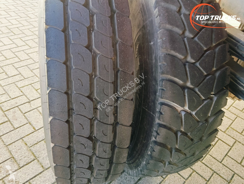Camión Mercedes 4x4 -6.000 ltr tank, 450 Foam -...