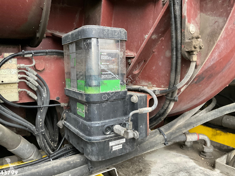 Camión MAN 35.480 10x4 RSP Tridem Saugbagger 10m³