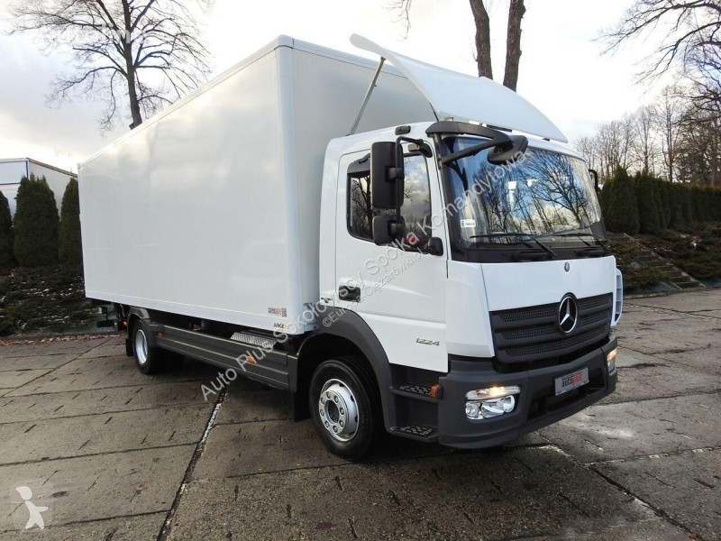 Camion Mercedes ATEGO 12.24 KONTENER WINDA 18...