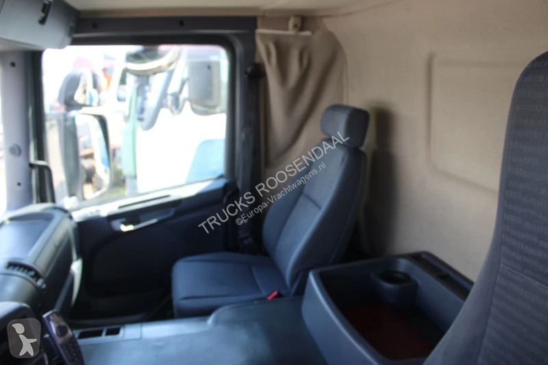 Camion Scania 230 + thermo king + lift