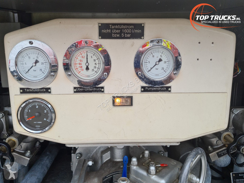 Kamion Mercedes 4x4 - 1.200 ltr...