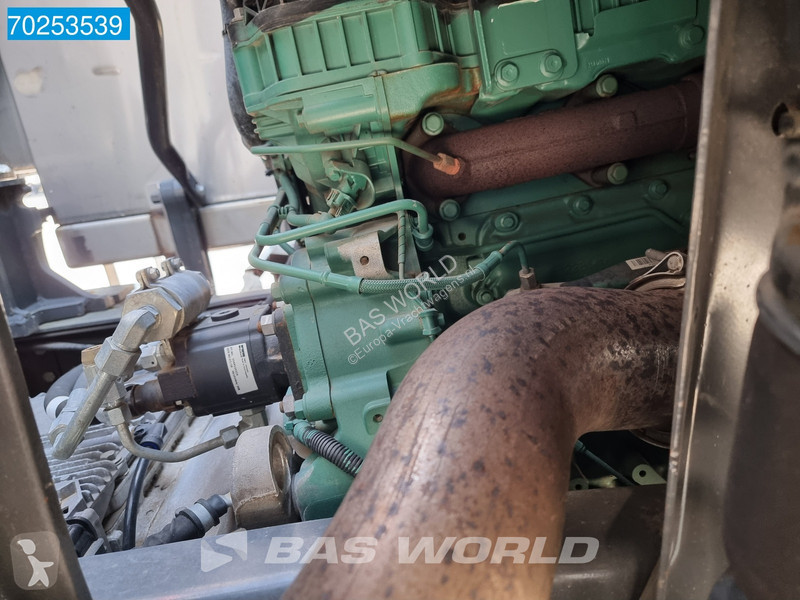 Camion Volvo 420 8X2 Repaired Damage Hiab...