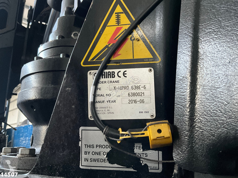 Kamion Volvo 450 8x4 Hiab 63 Tonmeter laadkraan...