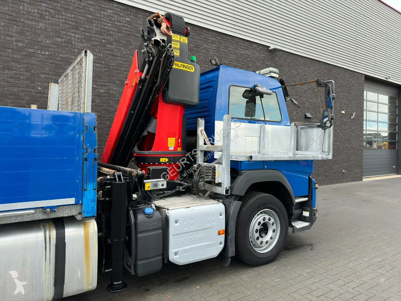 Kamion Volvo FMX 420 6X2 + PALFINGER PK...