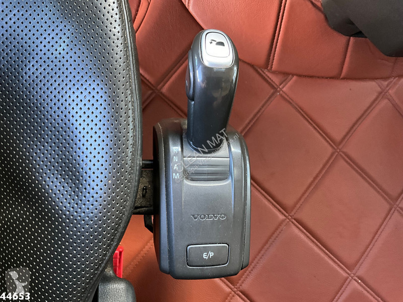 Camion Volvo 8x2 Euro 6 Fassi 24 Tonmeter...