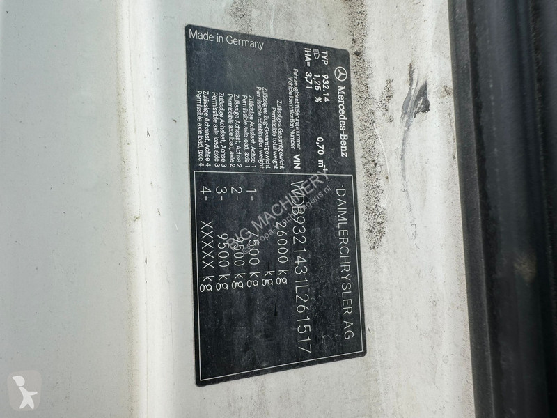Camion Mercedes 2632 6x4 with Putzmeister BSF...