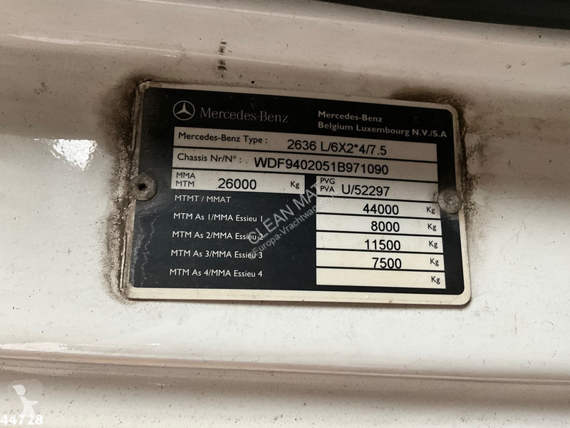 Camion Mercedes 2636 6x2 Dhollandia laadklep...