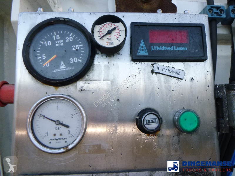 Camion Scania -420 6x2 vacuum tank 10.5 m3