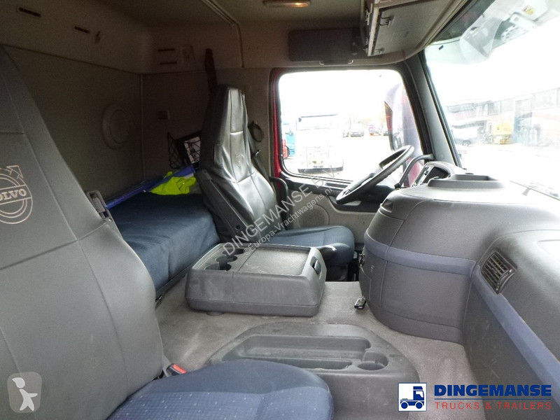 Camion Volvo 440 6x2 Euro 4 + Effer 350.11/6S