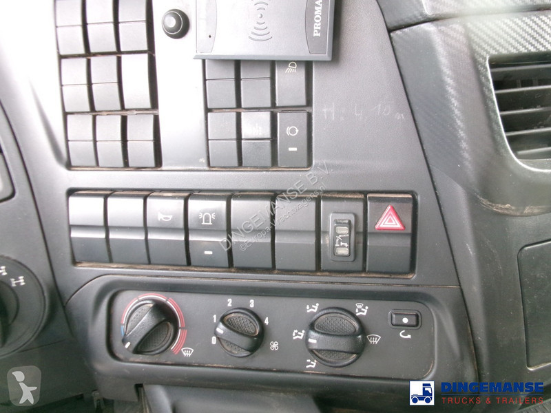 Vrachtwagen Iveco AD260T33 EEV 6X4 + Hiab 377...