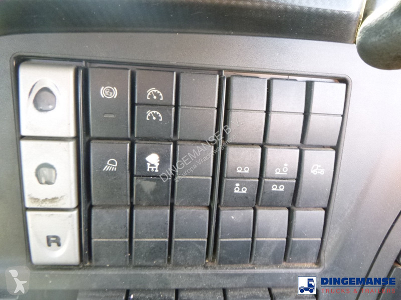 Camion Iveco 310 6x2 Euro 6 RHD + Atlas 105.2...