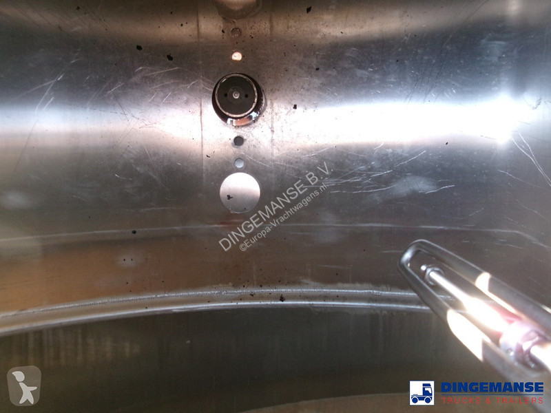 Camion Renault 310 6x2 fuel tank 19 m3 / 5 comp...