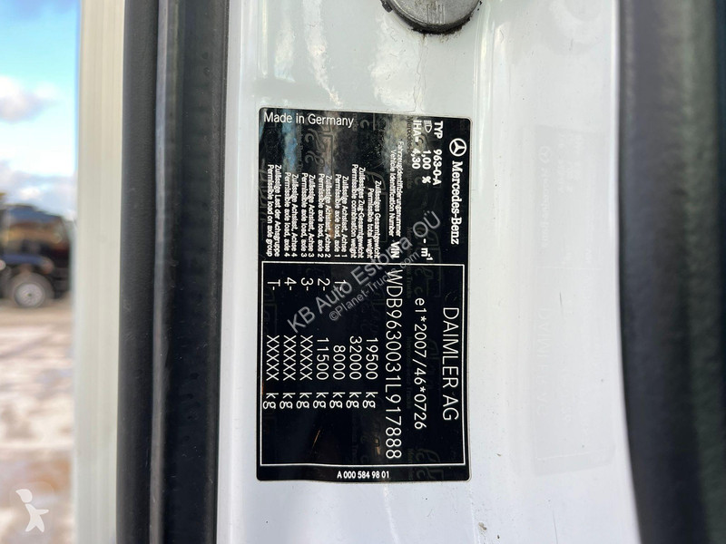 Kamion Mercedes 1827 4x2 BOX L=7560 mm