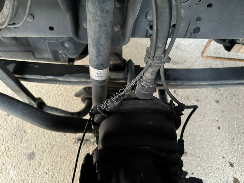 Kamion Mercedes 4x2 Cargo Truck EURO5