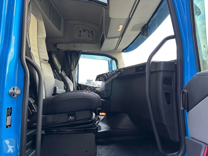 Camion Volvo 6X4 + FASSI F545RA.2.28...