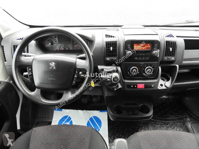 Véhicule utilitaire Peugeot BOXER SKRZYNIA...