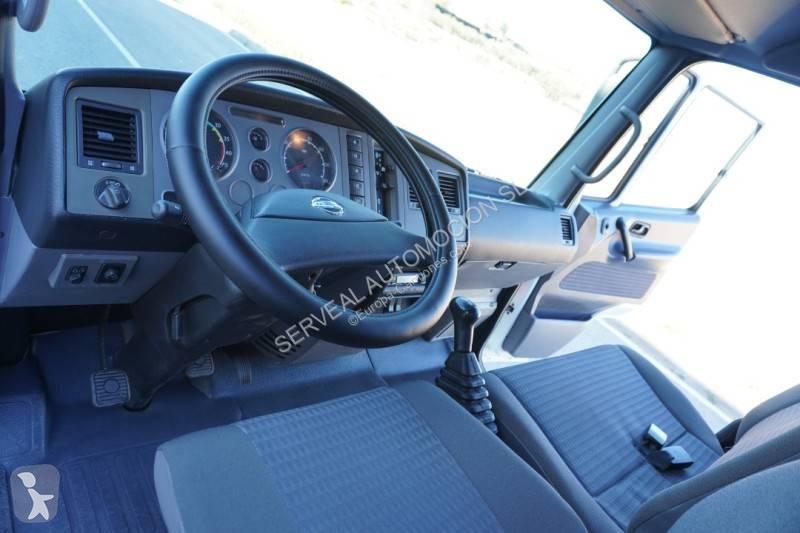 Camion Nissan
