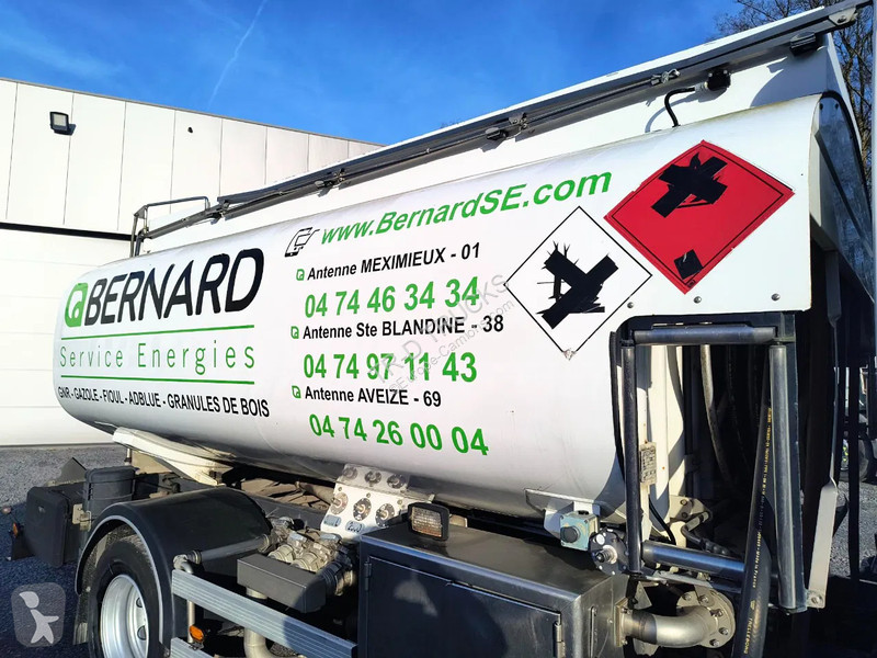 Camion Renault 210 CARBURANT / FUEL 10500L - 3...