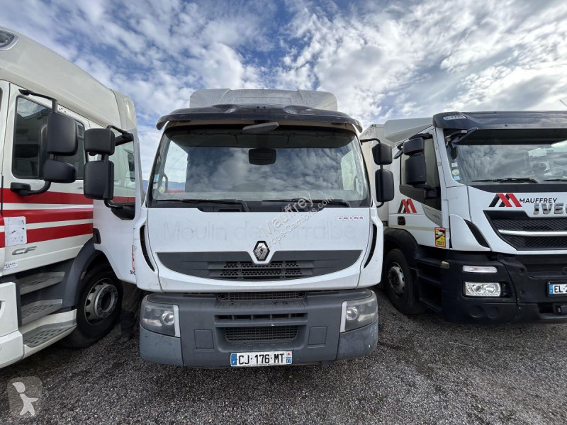 Lastbil Renault 320 DXI