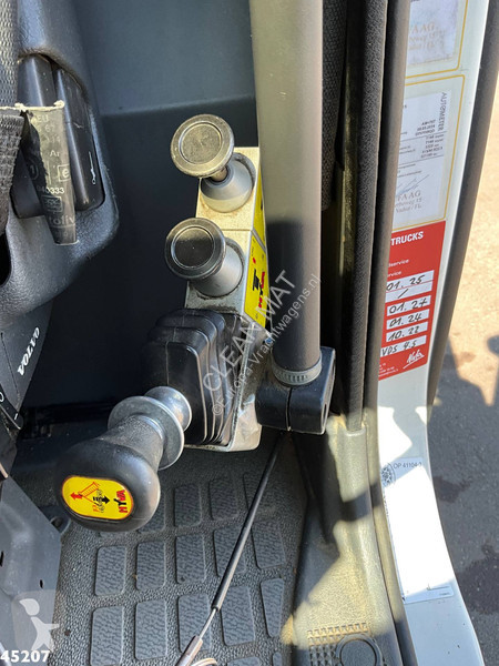 Kamion Volvo 500 8x4 Effer 65 Tonmeter...