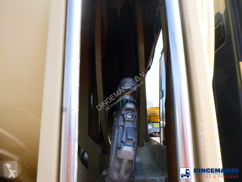 Camion Scania 420 6x2 fuel tank 20.6 m3 / 4 comp
