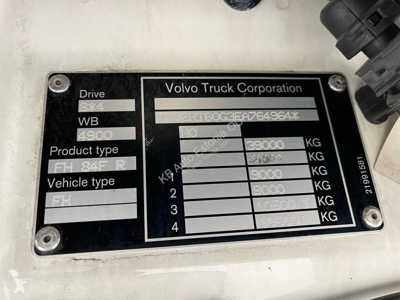 Camion Volvo 8x4 COMBI / PLATFORM + TRACTOR /...