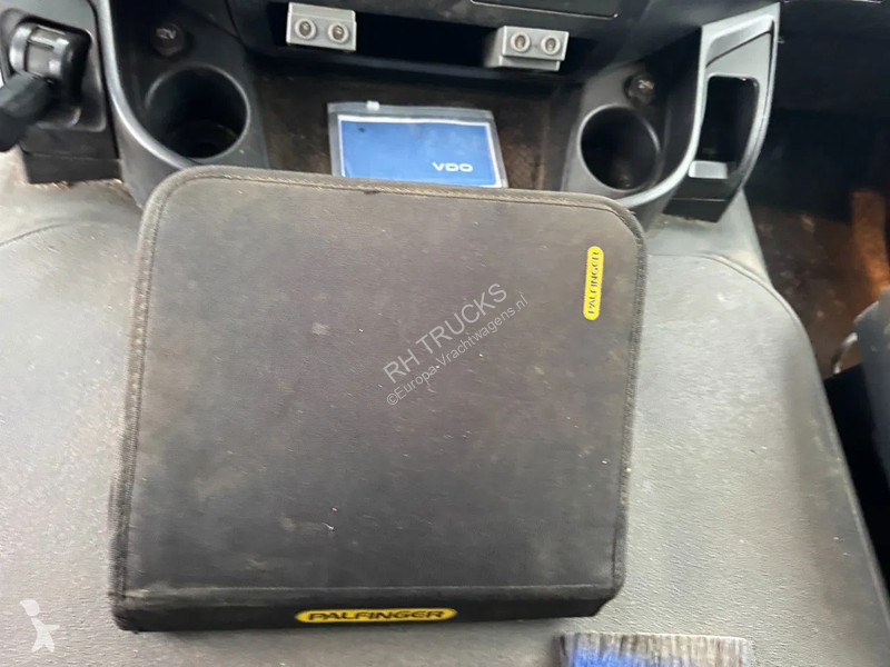 Kamion Iveco 500 6X4 EURO 6 KIPPER + PALFINGER...