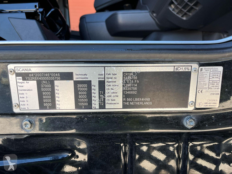 Camion Scania R 560 8x4 PK 34002 / WINCH /...