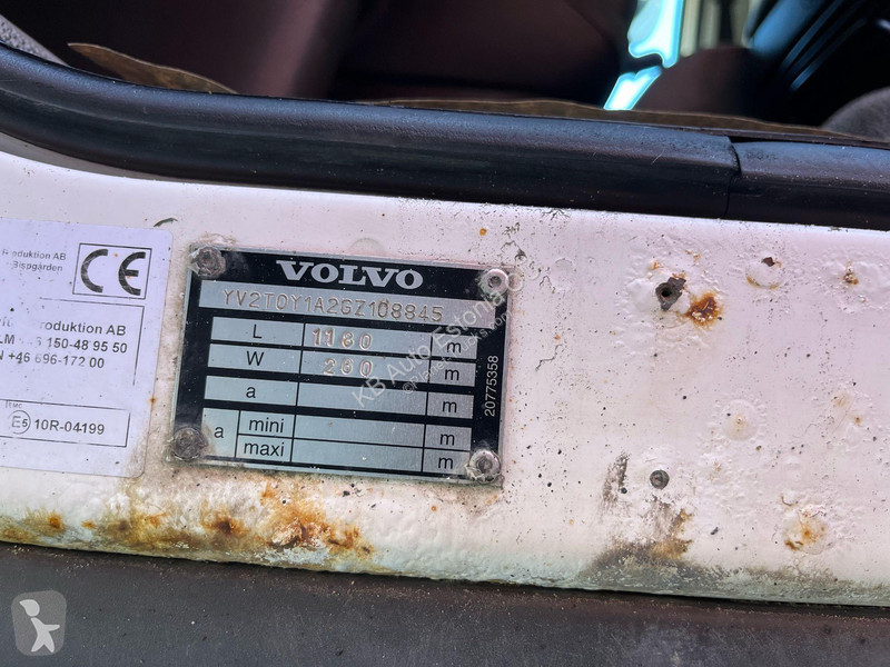 Kamion Volvo 280 4x2 BOX L=9484 mm