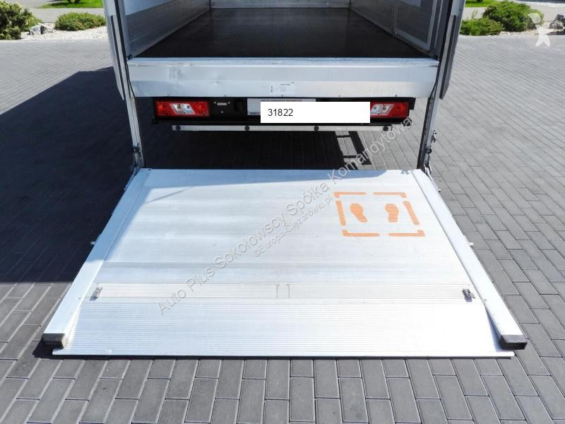 Kamion Ford TRANSIT  KONTENER WINDA 8 PALET...
