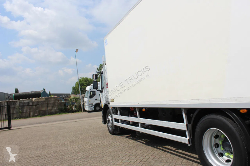 Kamion Renault 280 * EURO6 * THERMO KING 1200R...