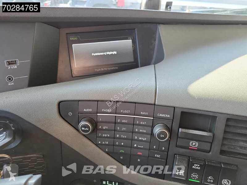 Camion Volvo 700 6X4 Full Air 20t Hook Xenon...