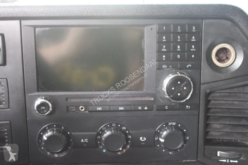 Kamion Mercedes 360 + euro 6 + lift
