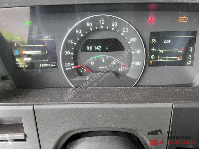 Vrachtwagen Volvo FMX 370 2 STUKS 6x6 Euro 6...