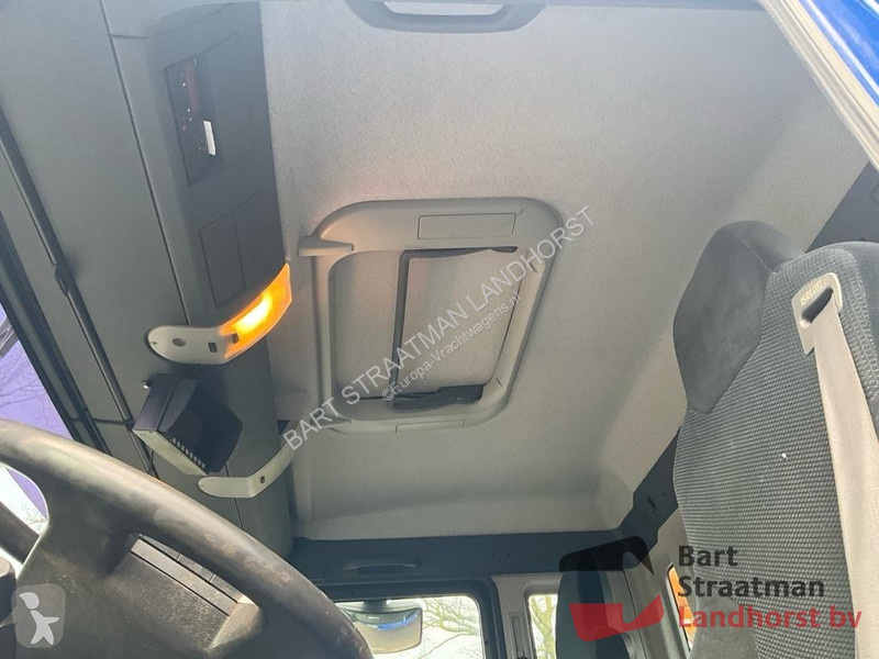 Camion MAN 26.400 6X6 BB met 2 zijden kipper en...